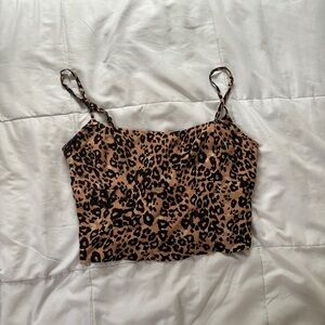 Aritzia cropped leopard tank top